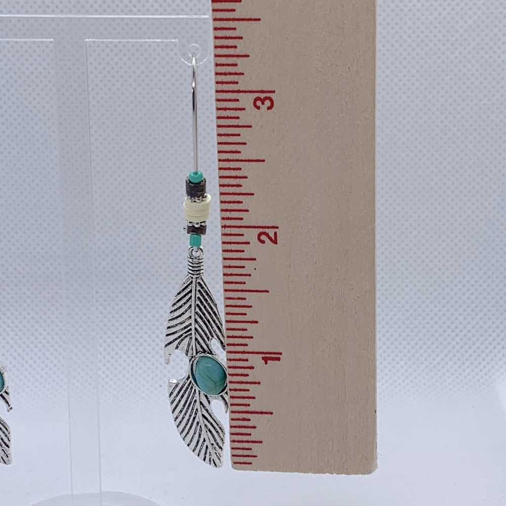 🖤Pick Any 3 for $12🖤 Vintage Turquoise Earrings - Picture 2 of 3